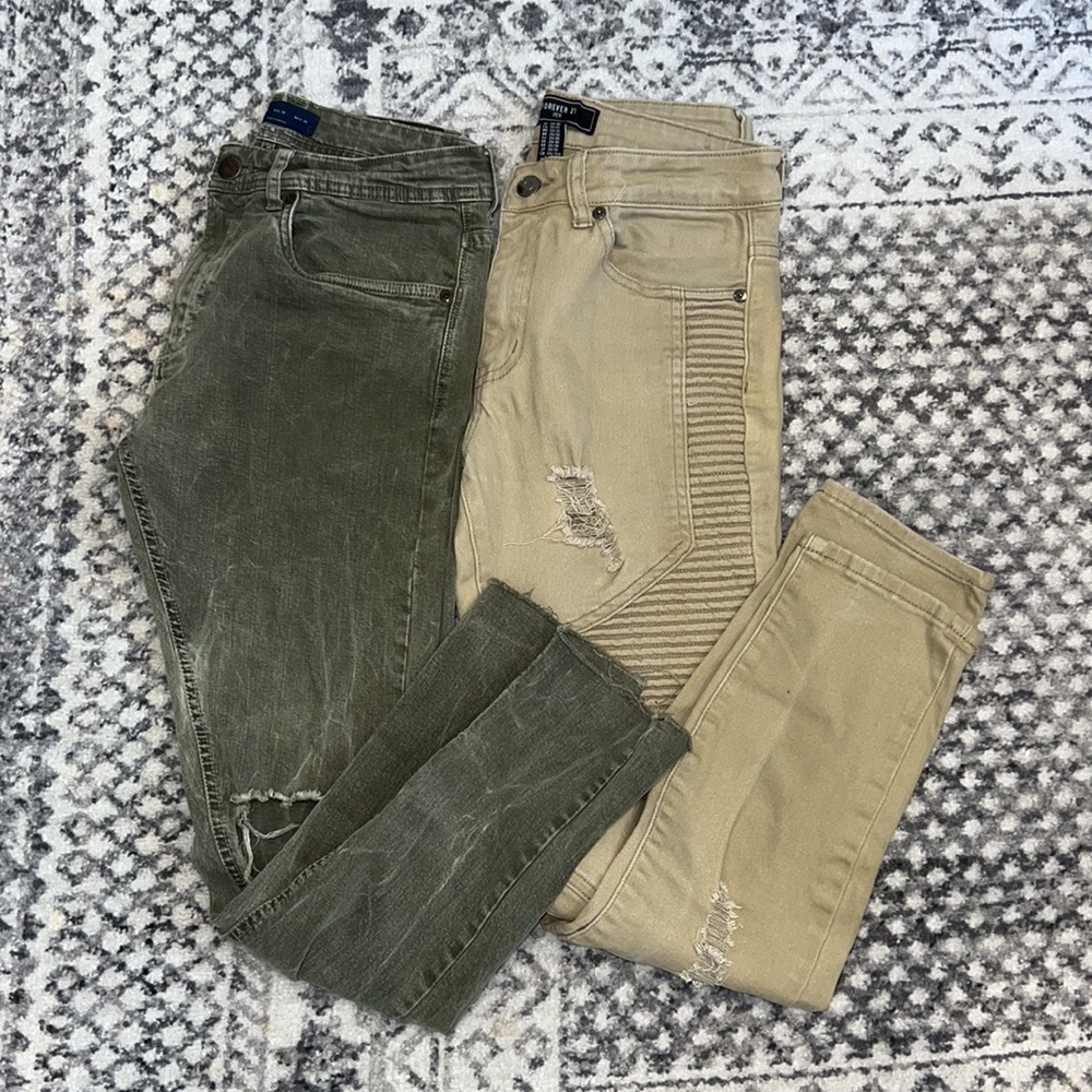BUNDLE Zara army green & Forever 21 Men Khaki distressed denim